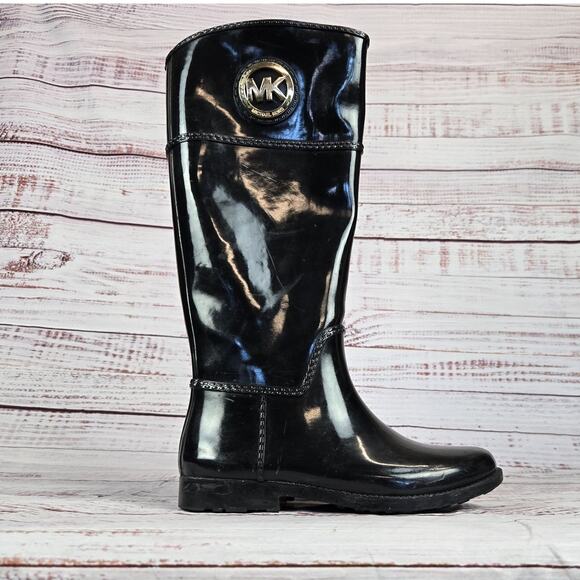 Michael KORS Rain Boots Iconic Logo Charm Sz 7 Pull on Rubber Waterproof Outdoor - Picture 3 of 9
